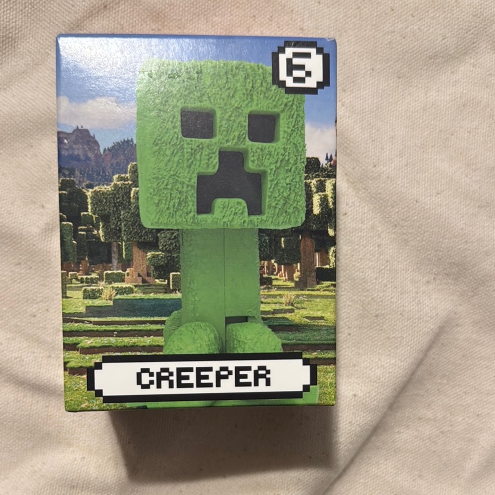 Minecraft Creeper Figure